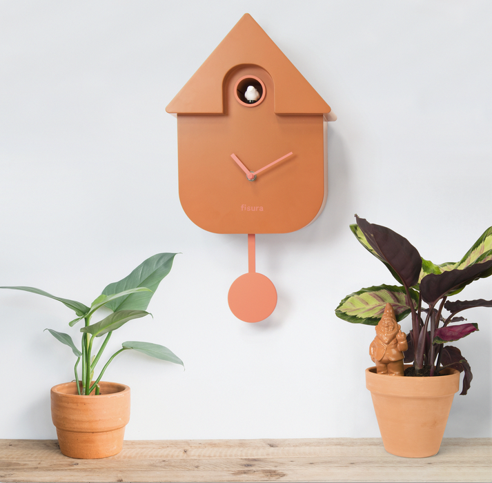 Cuckoo Clock Fissure